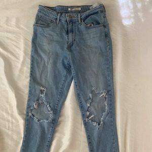 Levi’s High Rise Jeans